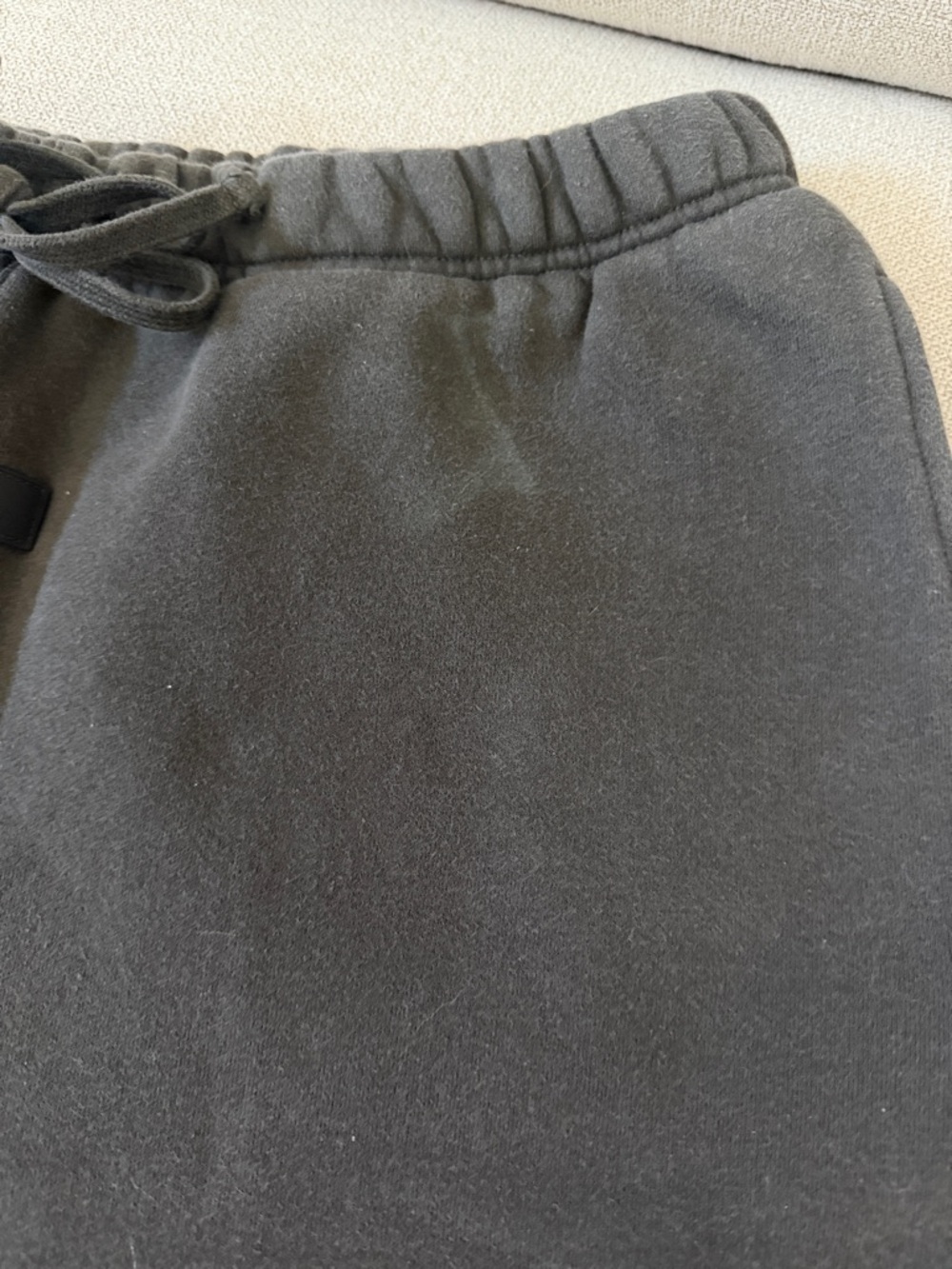 Essentials Fear of God Shorts - Picture 2 of 3